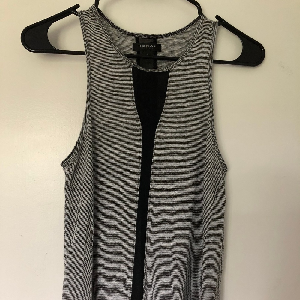 Koral Mesh Tank M